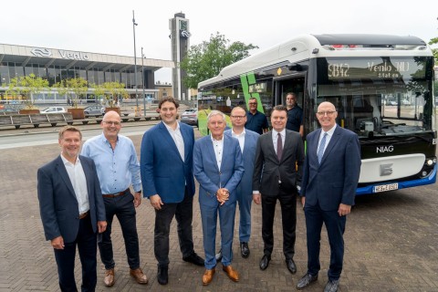 In rund 30 Minuten mit dem Schnellbus bis zum Bahnhof in Venlo